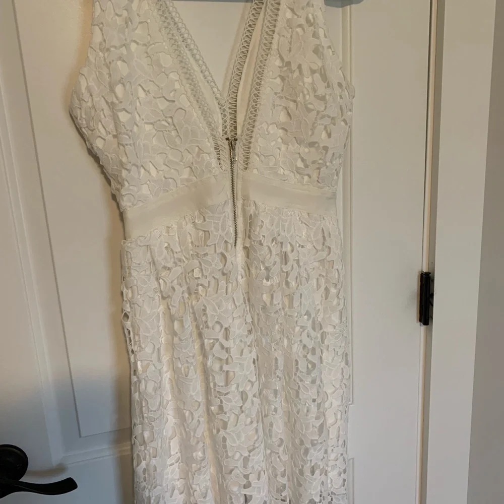 Boutique White Dress - Picture 2 of 5